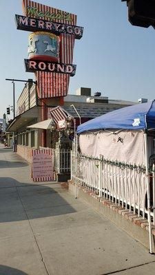 Outside with sign advertising gluten free options. 8/7/2021