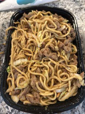 Beef lo mein