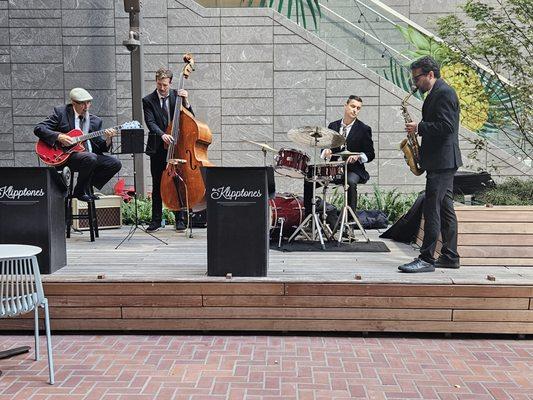 The Klipptones instrumental quartet performing for a summer ice cream social in downtown San Francisco!