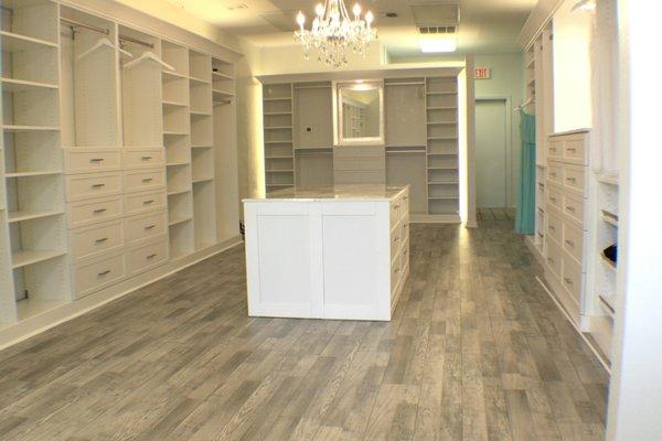 Luxury Closets 14385 Tamiami Trail North Port, FL 34287 941-888-5348