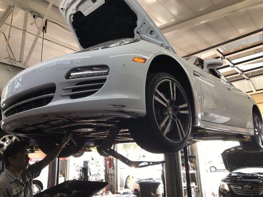 Gonzalo working on my Porsche Panamera.