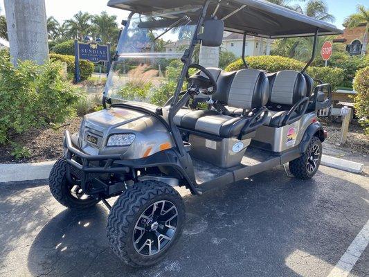 Guests staying at Sundial Beach Resort & Spa are able to rent a cart from Sanibel Carts for a few hours or an entire day!