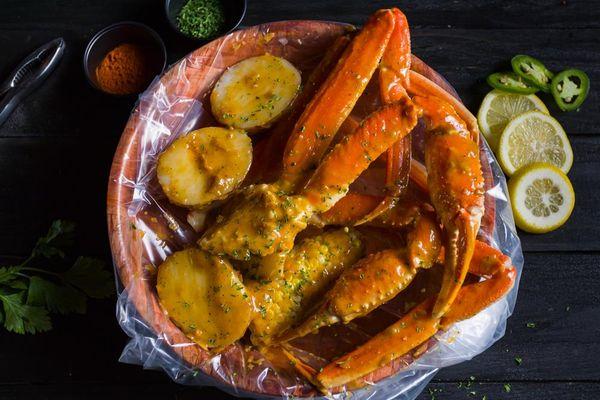 Boiled Snow Crab Leg