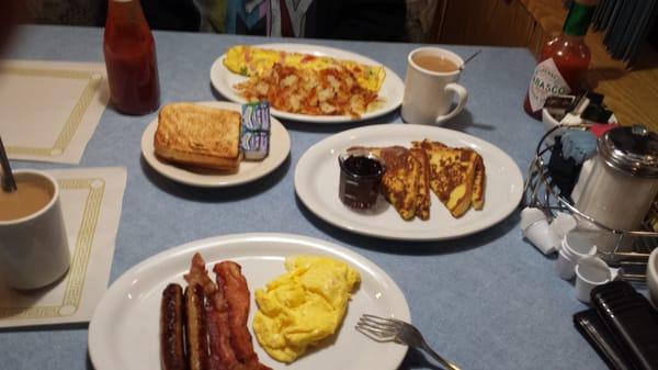 Best breakfast at 3 am (open 24 hrs Friday and Saturdays)