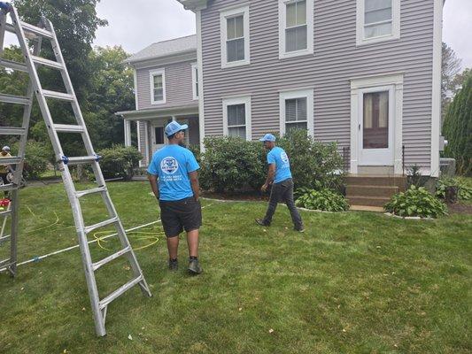 Rob's Gutter Cleaning & Power Washing