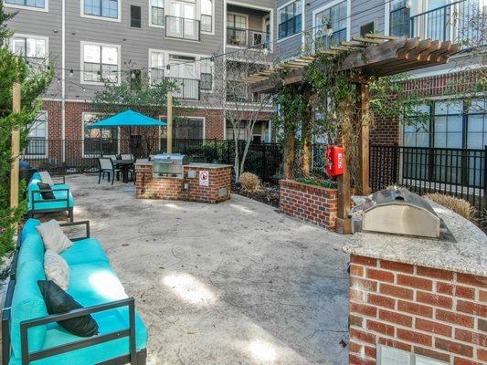 Pool Deck with Grills