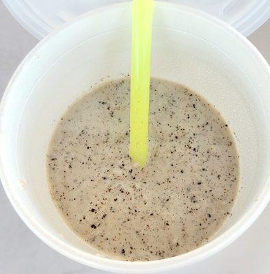 Oreo Cookies Milkshake 24floz Cup Shared $6.99 (10/07/24). @HulasEscalon #Escalon #Burgers #Sandwiches #ComfortFood #Milkshakes #FoodPorn