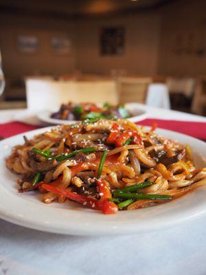 Dry Fried Laghman w/ Beef