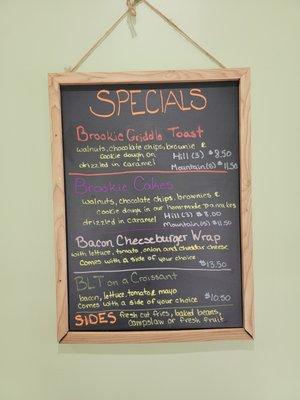 08/21/2021 Specials - I had the Brookie Cakes and they were da bomb!