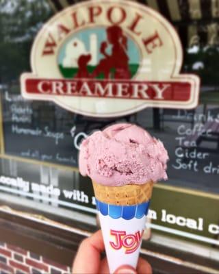 Black raspberry ice cream