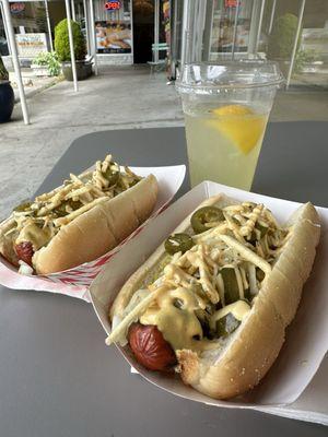 Two1/4 pounder halal chicken hot Dogs