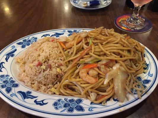 Shrimp chow mein