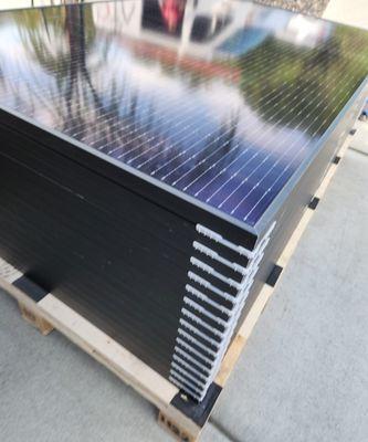 Brand new 400watt black solar panels