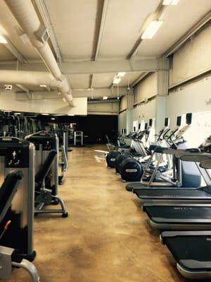 5 Treadmills 3 elliptical machines, 2 stationary bikes, 1 AMT, 1 Stairmill.