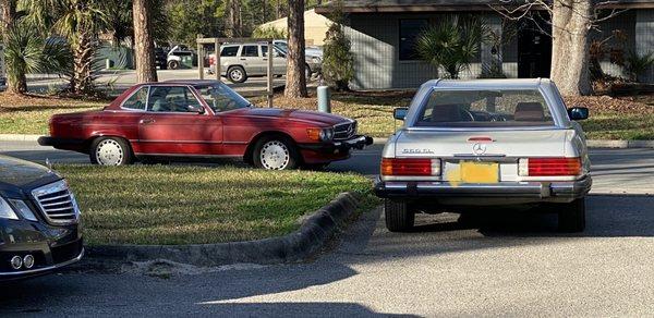 560SL in the back getting ready to get towed to another shop after 4 months just sitting.