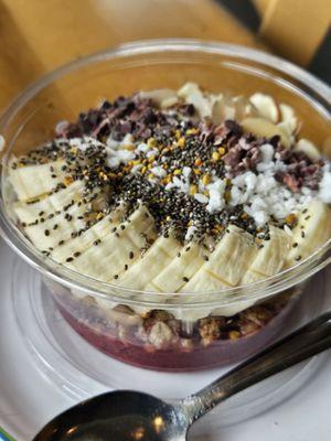 Acai bowl