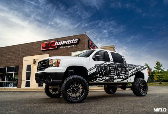 We were happy to work with local KC company Weld wheels to install a set fo the all new 22x12.0 Gradient wheels on this lifted GMC.