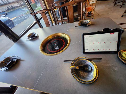 4 person Table with a tablet for ordering