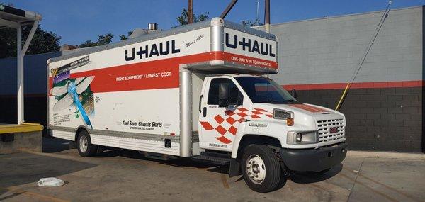 I didn't have time to take pictures that day but loved the dragon fly on my U-Haul.