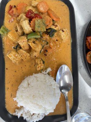 Panang curry with tofu at 2.5 spice level