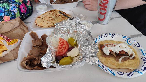 Gyro platter.  Mmmmmm.