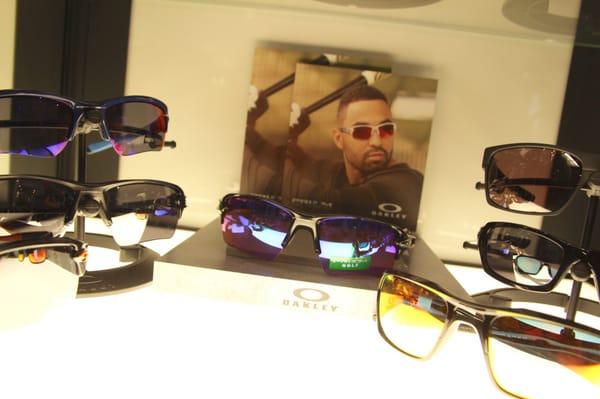 Large selection of oakleys.