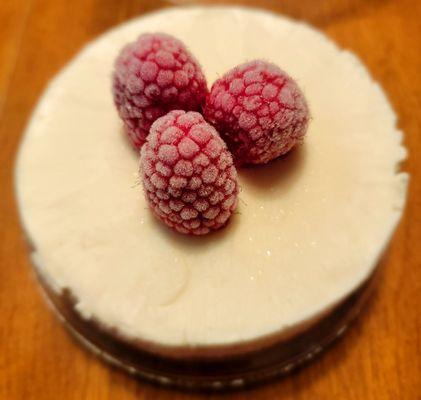 Genevieve's Cheesecakes Raspberry