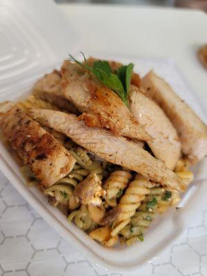 Veggie Pasta with chicken