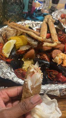 Mussels, crab, crawfish, shrimp.