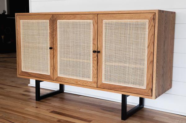 "Keke" White oak console, with cane in doors