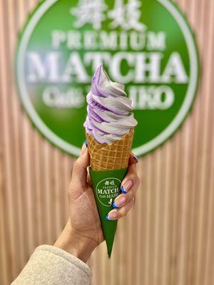 Black sesame/Ube swirl