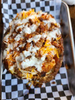 Buffalo chicken baked potato