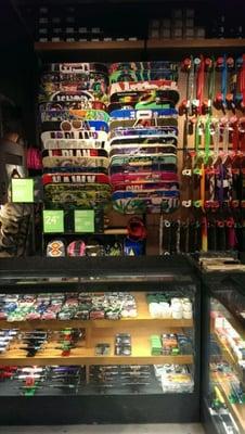 Zumiez - Bellevue, WA | Skateboards, Trucks, Skateboard wheels, Griptape, hardware, bearings, wax. Skateshop In Bellevue WA Seattle