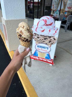 Needing a sweet treat after Hurricane Ian -$6 for peanut covered chocolate cone & 1 scoop