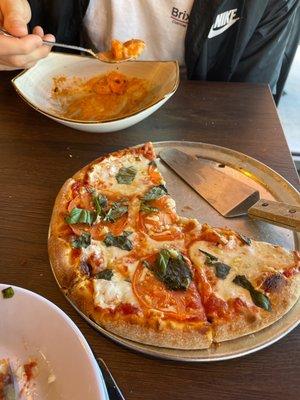 Tortellini & margarita pizza.