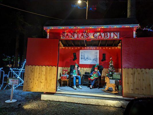 Santa cabin with real people!