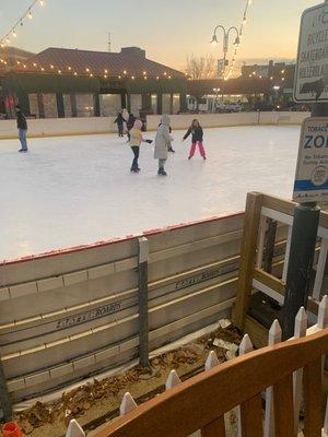 Glen Burnie Outdoor Ice Rink