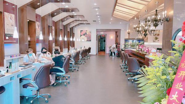 June's Nail & Spa