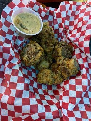 Fried mushrooms with horseradish gravy