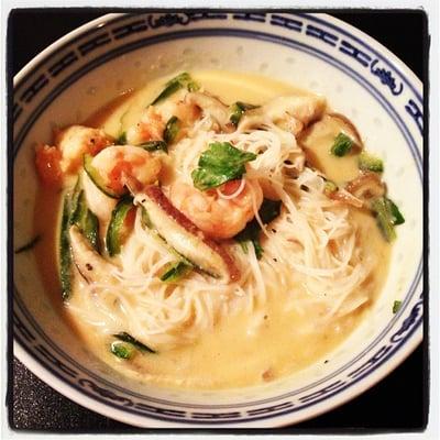 Lemongrass coconut soup w/ prawns, shiitake mushrooms & rice noodles.