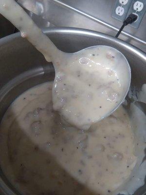 Homemade sausage gravy