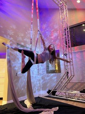 The lovely Kensington on the aerial silks! See what this talented young actress is working on - follow her at Instagram: @HeyKensington