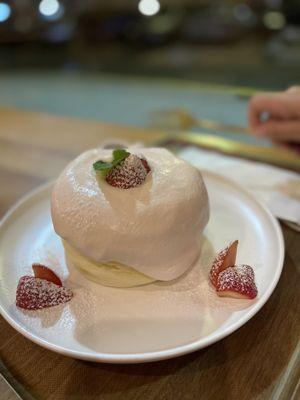 Strawberry pancake soufflé