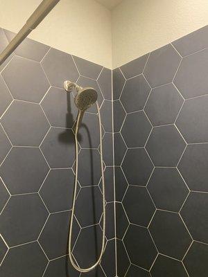 Tile shower with hexagon tile