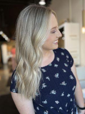 Blonde balayage/foilayage for a lived-in, bright blonde