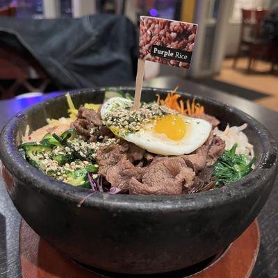 Stone pot bibimbap