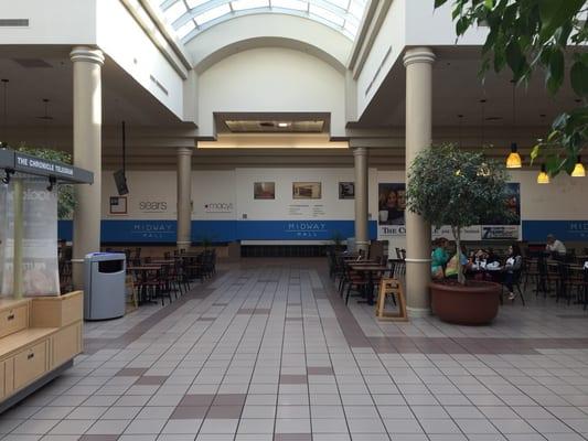 The sad emptiness of the once great Midway Mall!