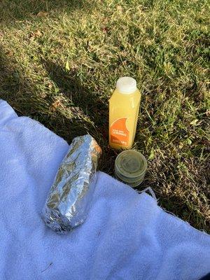 Fiesta Burrito, Pineapple Lemonade