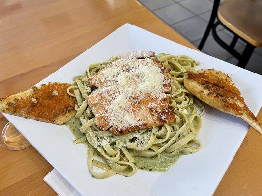 Chicken Pesto Fettuccine