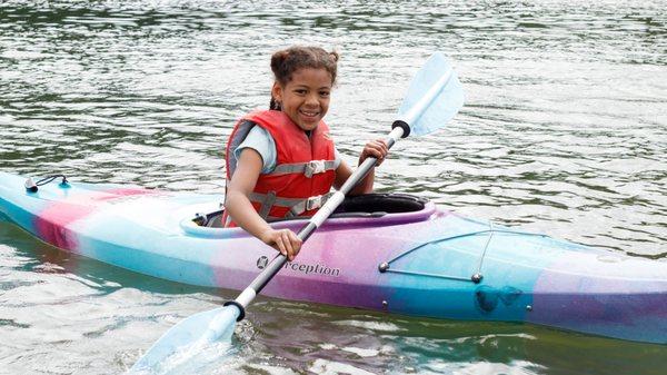 Kayaking, canoeing, and stand-up paddleboard camps and kids program.